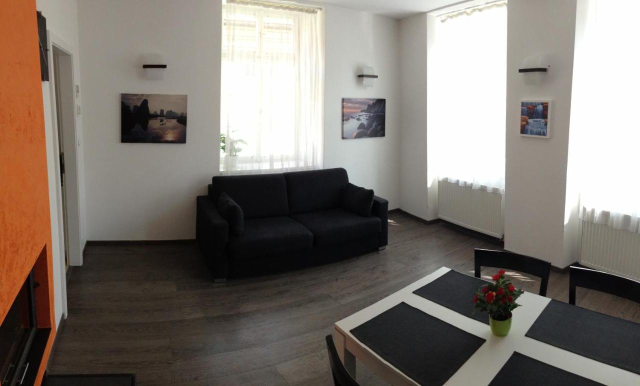 Agnes - Apartments Прага Экстерьер фото