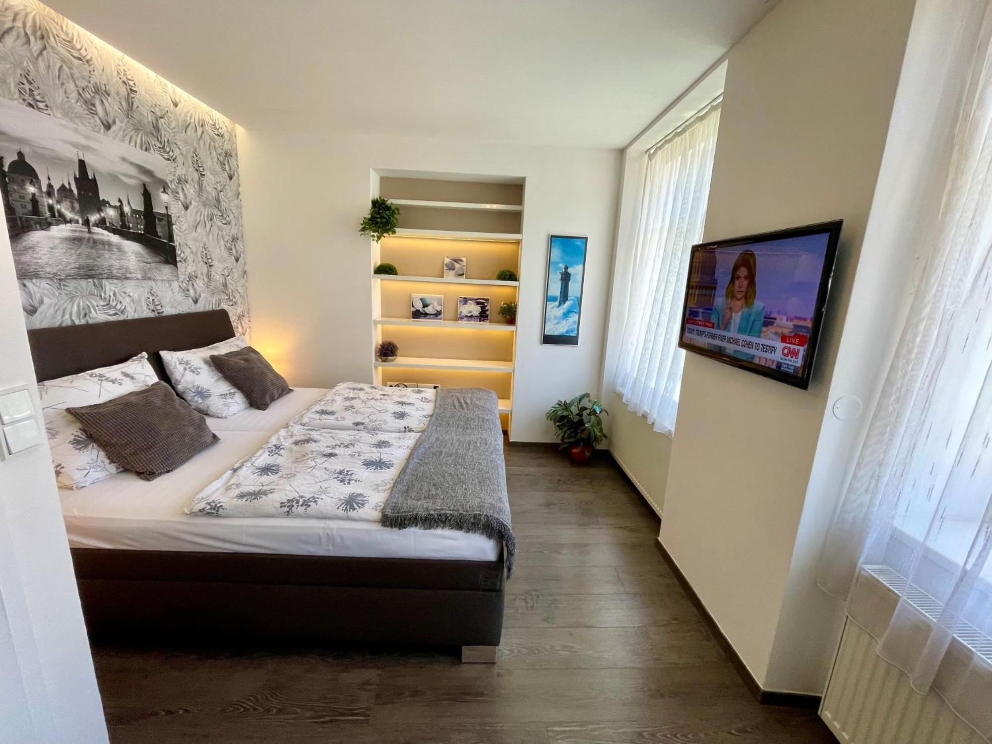 Agnes - Apartments Прага Экстерьер фото