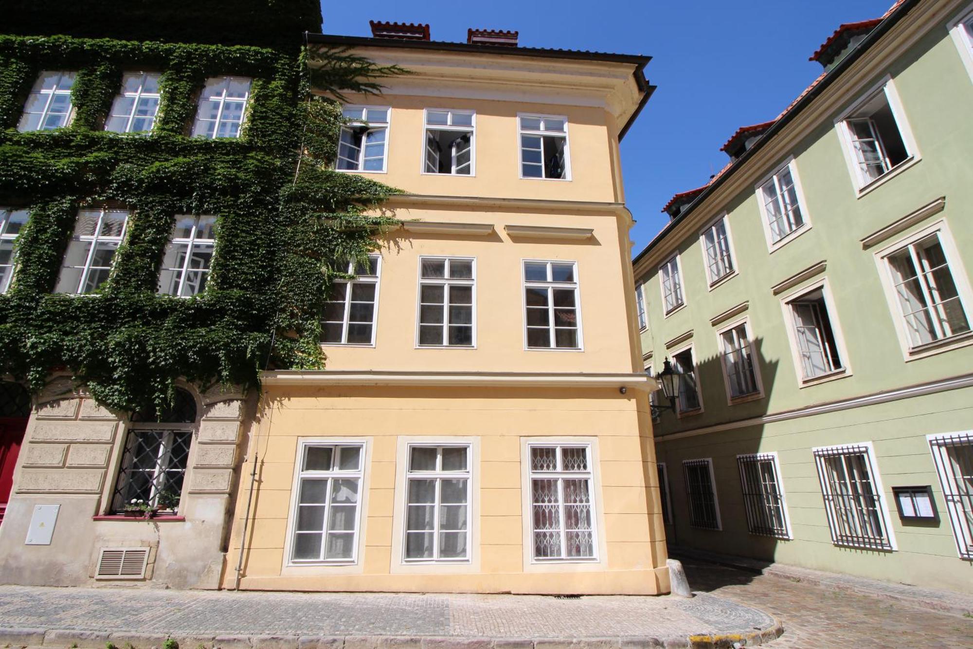 Agnes - Apartments Прага Экстерьер фото
