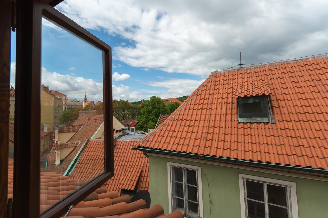 Agnes - Apartments Прага Экстерьер фото