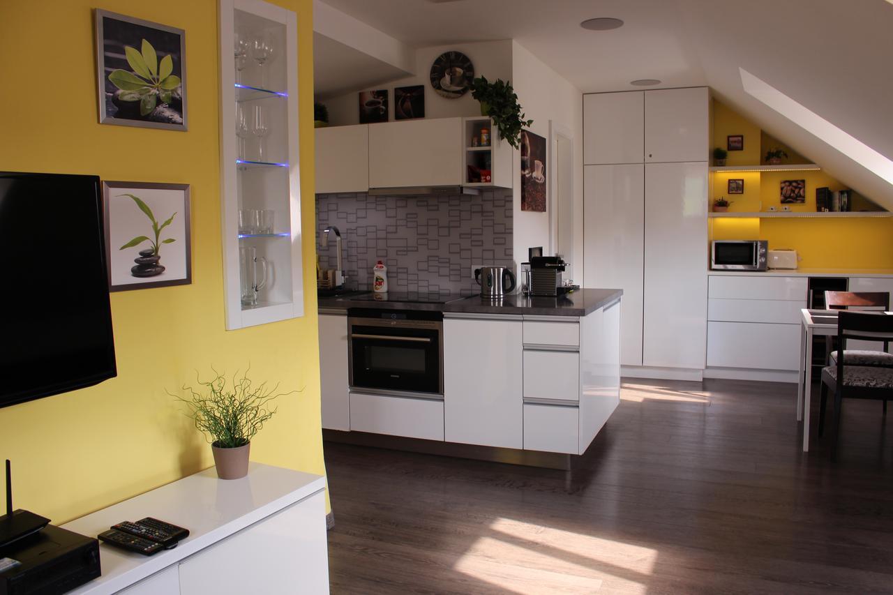 Agnes - Apartments Прага Экстерьер фото