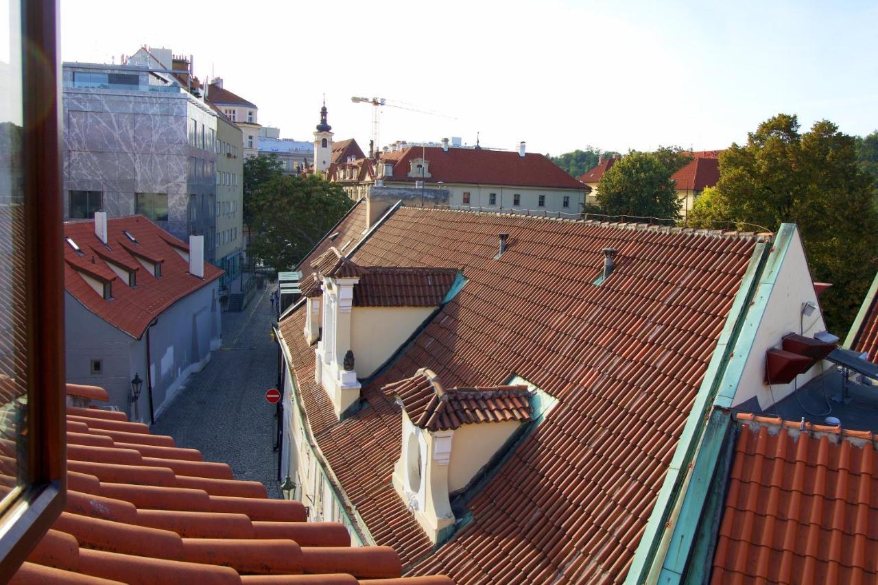 Agnes - Apartments Прага Экстерьер фото